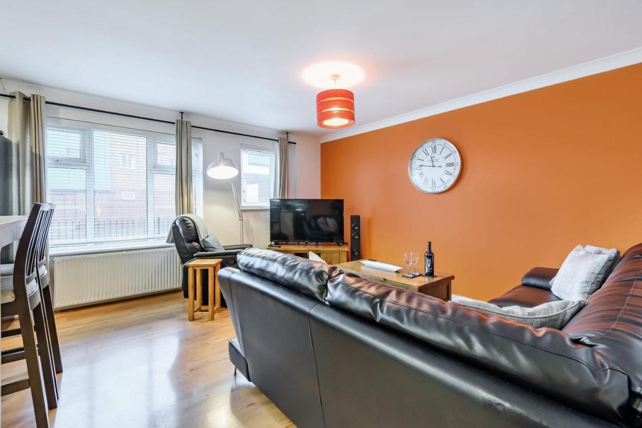 Stylish 2 Bedroom Apartment, Central Exeter, Parking On Site Exterior foto