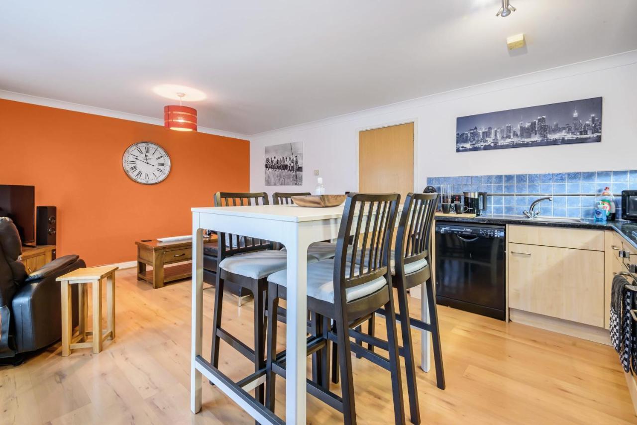 Stylish 2 Bedroom Apartment, Central Exeter, Parking On Site Exterior foto